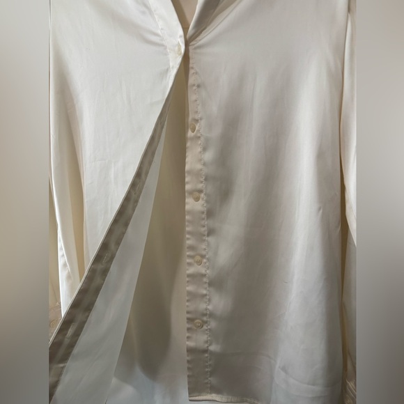 H&M button down blouse - Picture 4 of 5